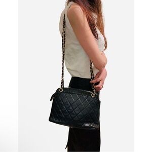 CHANEL Black Quilted Shoulder Bag
